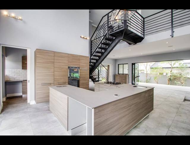4 BEDROOM PROPERTY TO RENT IN HELDERFONTEIN ESTATE